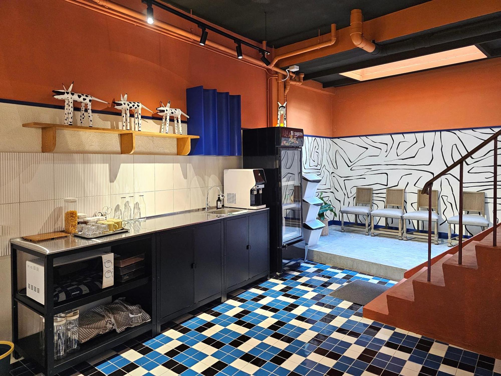 Blu Dock Restel Bangkok Kültér fotó